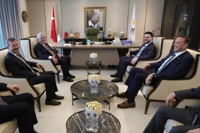 Müsavat Dervişoğlu, BTP Genel Başkanı Baş ile görüştü