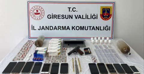 Giresun'da uyuşturucu operasyonu; 2'si kamu görevlisi 7 tutuklama