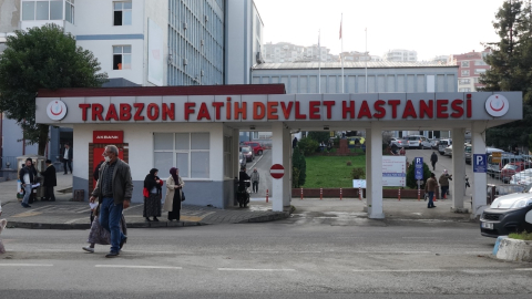 Rapor vermediği iddiasıyla doktora kaskla saldıran 2 kişiye gözaltı