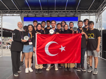 İTÜ Hyperbee takımına İsviçre'de 3 ödül