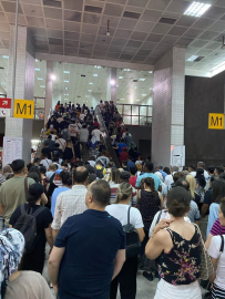 Başkent Metrosunda aşırı sıcaktan kaynaklı arıza nedeniyle 4,5 saat seferler yapılamadı