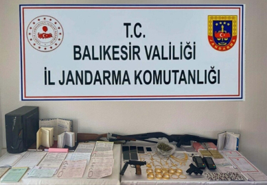 Ayvalık'ta tefeci operasyonu: 27 tutuklama