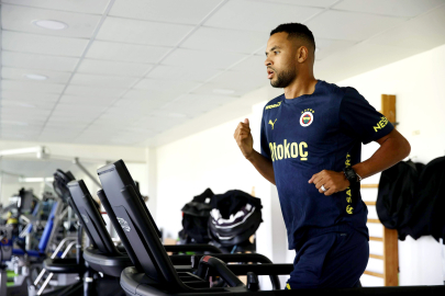 En-Nesyri, Fenerbahçe'de ilk antrenmanını yaptı