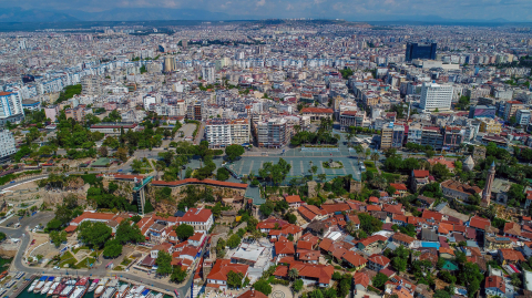 'Yastık altında altını olanı 'altın konut' projesine inandırmalı'