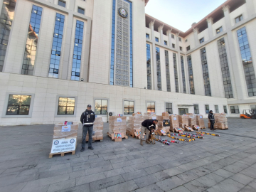 Ankara'da 3,6 ton kaçak nargile tütünü ele geçirildi